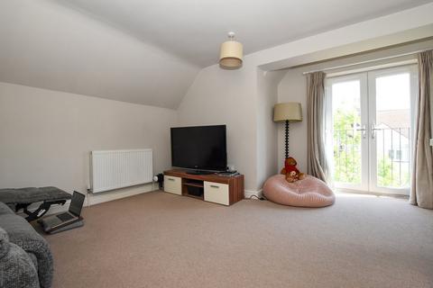 2 bedroom flat for sale, Grosvenor Road, West Wickham, BR4
