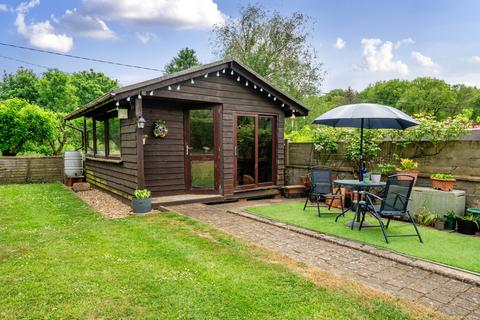 Dragons Holt Green Lane, Ellisfield, Basingstoke, RG25 2QQ