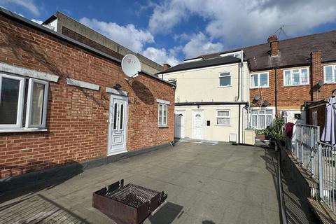 2 bedroom property for sale, High Street, Slough, SL1