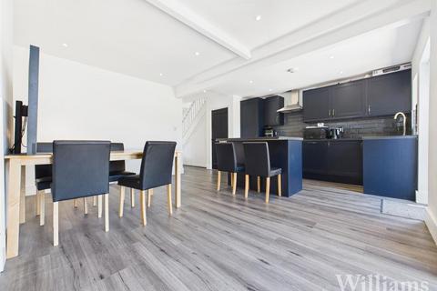 3 bedroom house for sale, Old Stoke Road, Aylesbury HP21