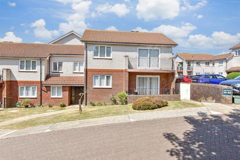 2 bedroom flat for sale, Shanklin Towers, Shanklin PO37