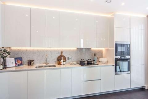 2 bedroom flat to rent, Thornes House, SW11