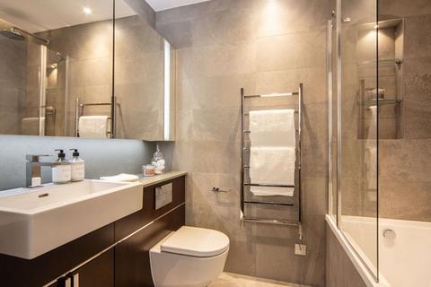 2 bedroom flat to rent, Thornes House, SW11