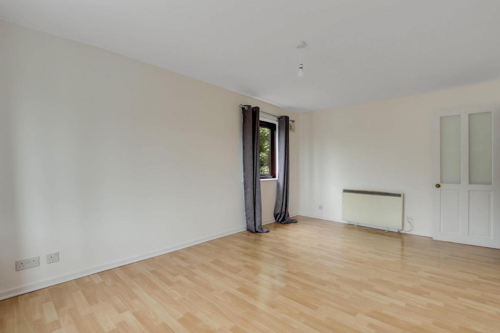 02-9d69 JHProp World - 44 Ashurst Close - 25.jpg