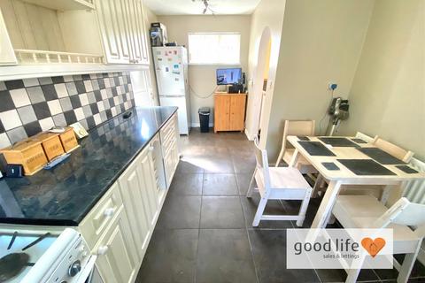 3 bedroom semi-detached house for sale, Hollinside Road, Sunderland SR4