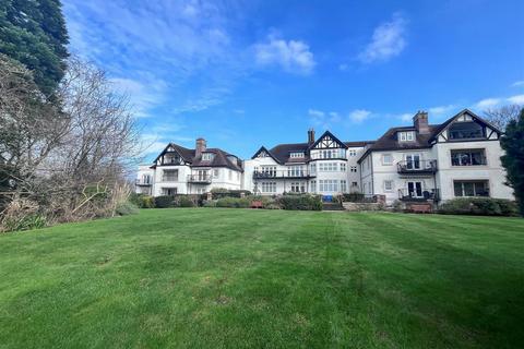 2 bedroom apartment to rent, Merry Hill Road, Bushey