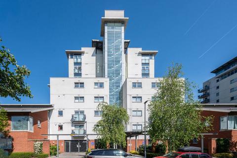 3 bedroom flat for sale, Wyatt Point, Thamesmead, London, SE28