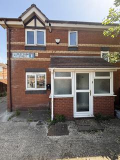 1 bedroom semi-detached house to rent, Old Shaw Street, Salford M5