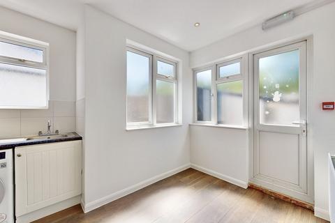 6 Heming Road, Edgware, HA8 9AE