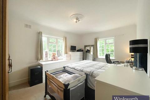 undefined, Sudbury Hill, Harrow, HA1