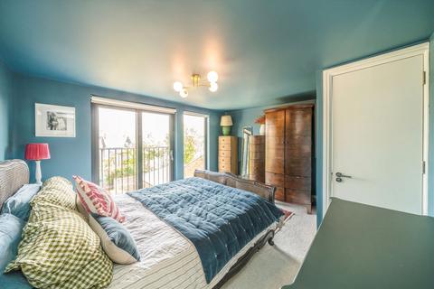 50 Alston Road, London, SW17 0TP