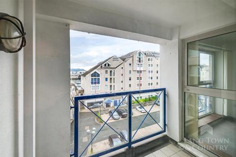 3 bedroom apartment to rent, Compass House, Sutton Harbour PL4