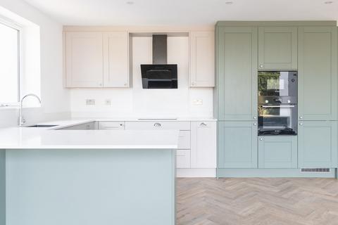2 bedroom apartment for sale, Benson Road, Stratford Upon Avon, Warwickshire, CV37