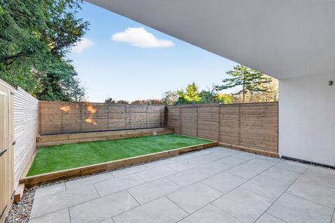 2 bedroom apartment for sale, Benson Road, Stratford Upon Avon, Warwickshire, CV37