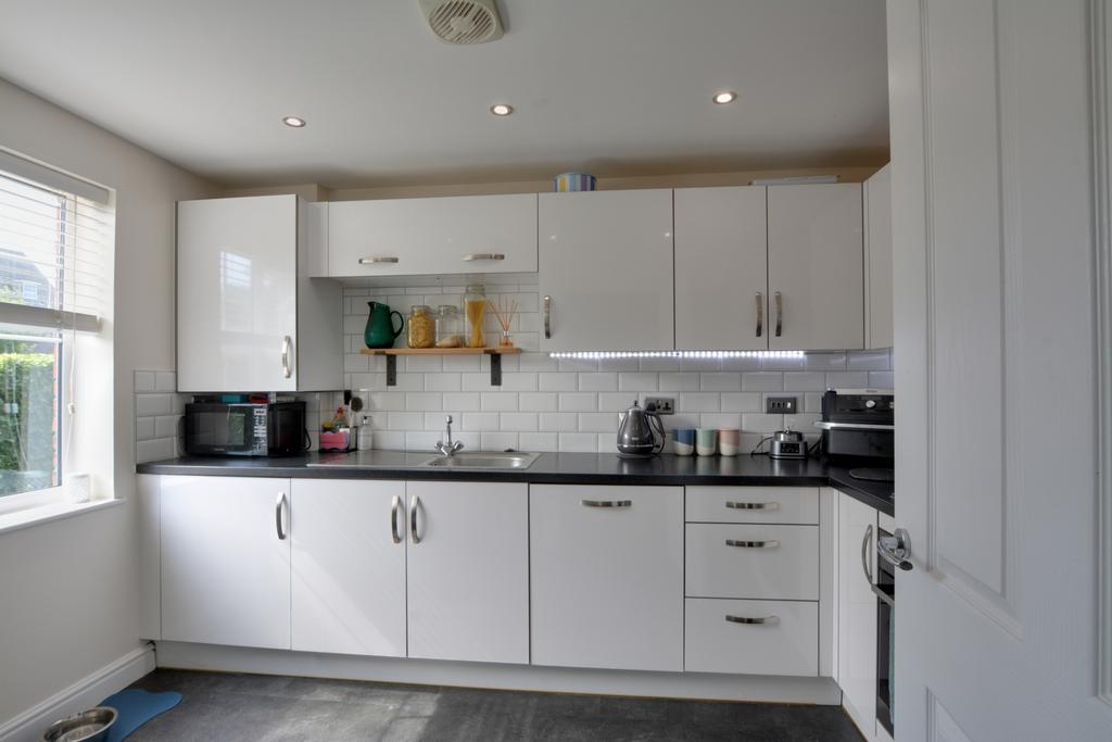 Kitchen 2