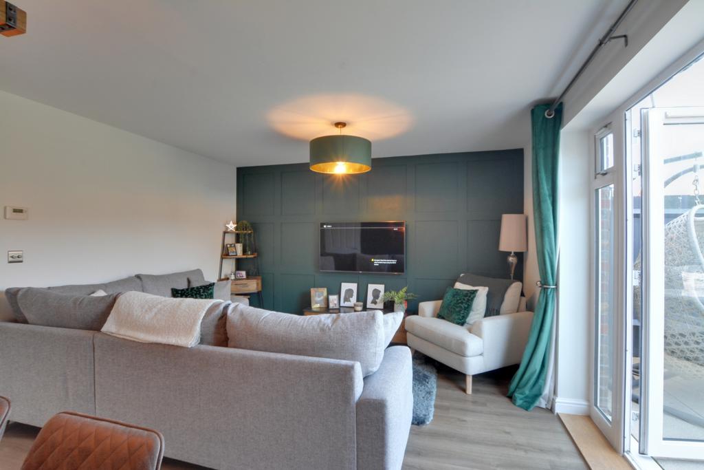 Lounge 2