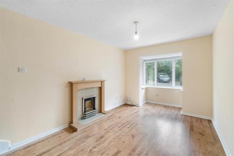 2 bedroom house to rent, Moorland Gardens, Plymouth