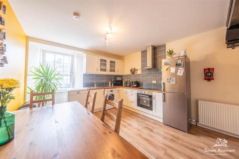 95a Canal Street, Perth, PH2 8HX
