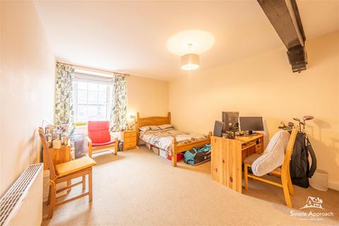 95a Canal Street, Perth, PH2 8HX
