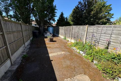 undefined, Flat ,  Tuttle Hill, Nuneaton