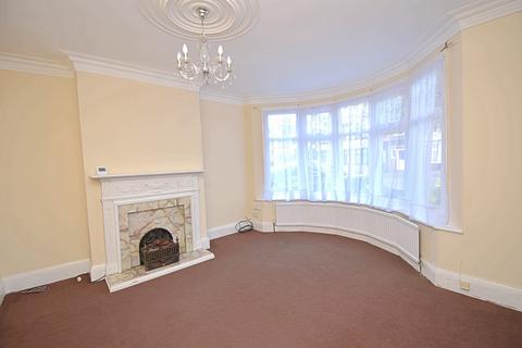 3 bedroom terraced house for sale, Rowden Road, Chingford , London. E4 8SD
