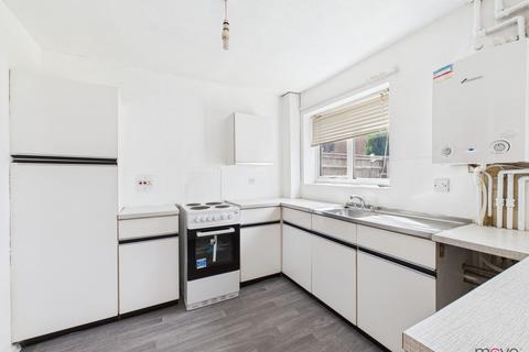 2 bedroom terraced house to rent, Goddard Way, Gloucester GL4