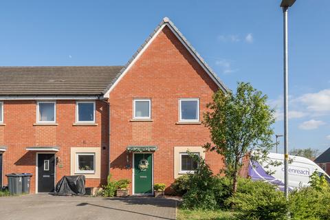 3 bedroom semi-detached house for sale, Swales Grove, Longhedge SP4