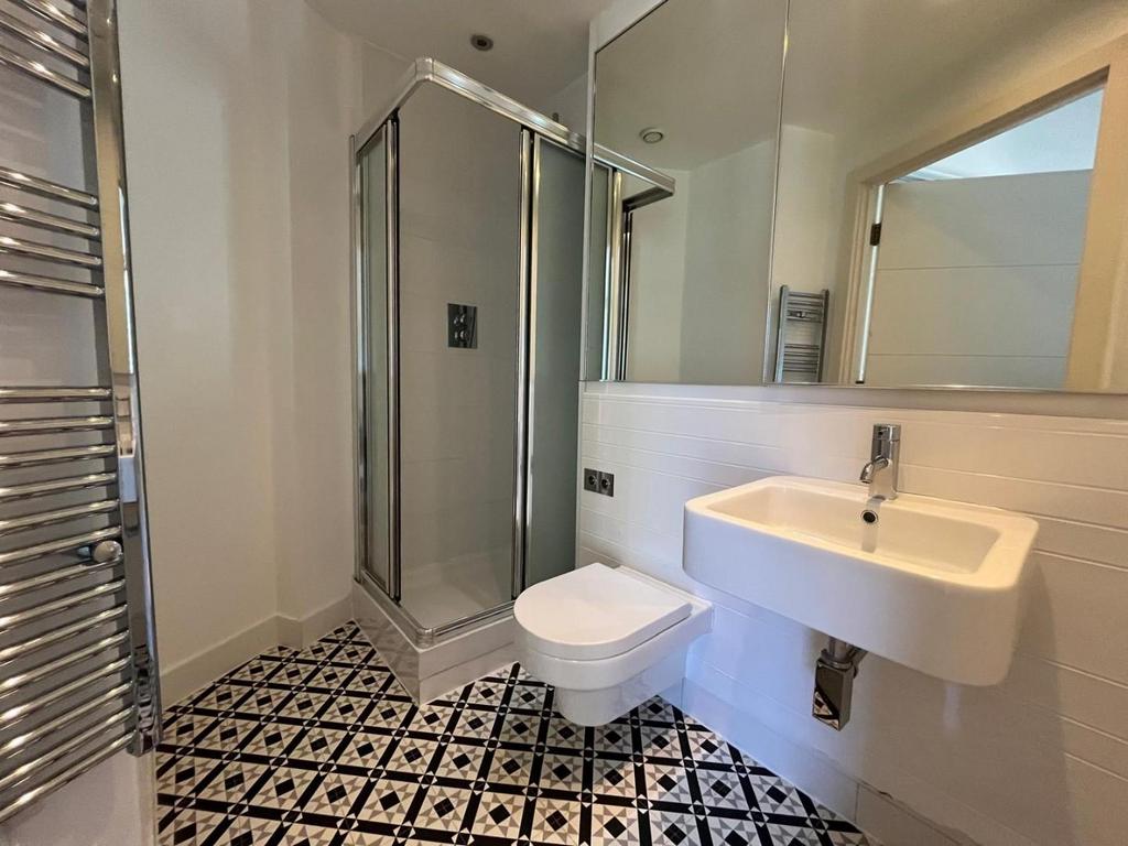 Ensuite