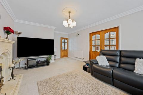 5 bedroom detached house for sale, Fitzwilliam Drive, Kettering NN15