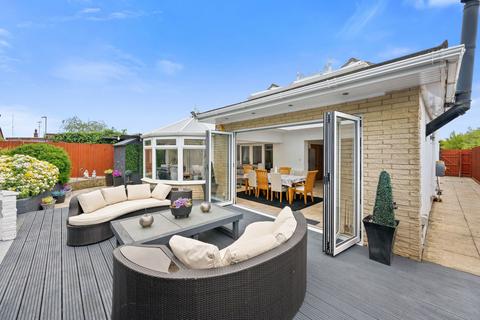 5 bedroom detached house for sale, Fitzwilliam Drive, Kettering NN15