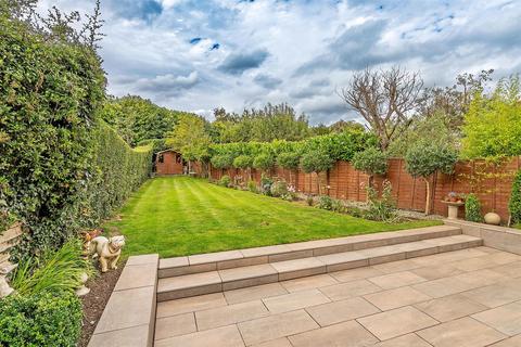 5 Marsh Lane, Solihull, B91 2PG