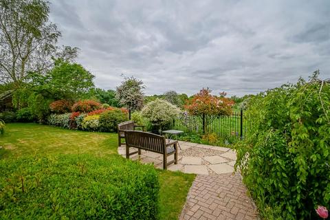 1 bedroom retirement property for sale, 24 Farthings Court, Kings Loade, Bridgnorth