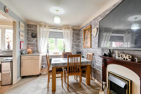 1 bedroom retirement property for sale, 24 Farthings Court, Kings Loade, Bridgnorth