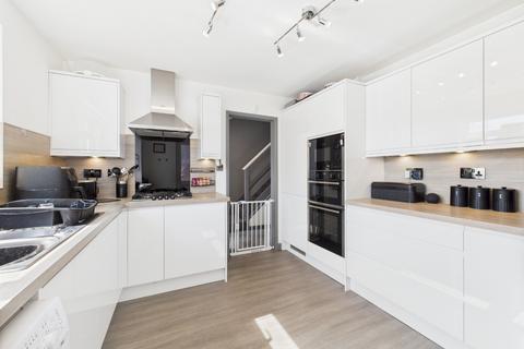 5 Williton Close, Northampton, NN3 3BG