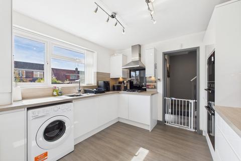 5 Williton Close, Northampton, NN3 3BG
