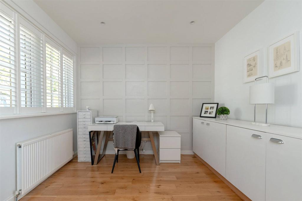 Study / Bedroom