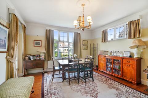 4 bedroom detached house for sale, Molember Road, East Molesey KT8