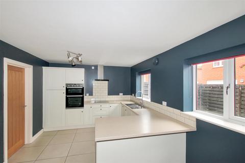 54 Hutton Way, Faldingworth, Market Rasen, LN8 3FT