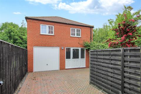 54 Hutton Way, Faldingworth, Market Rasen, LN8 3FT