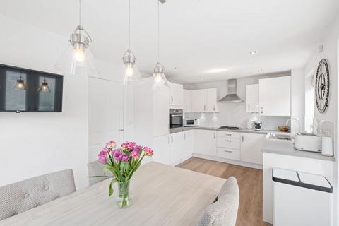 2 Chimney Way, Stoke Prior, Bromsgrove, B60 4FQ
