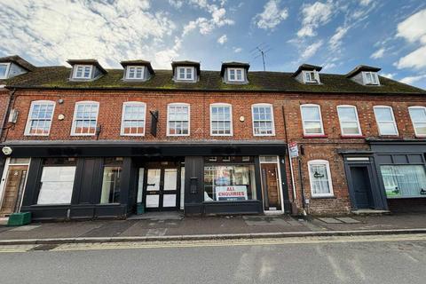 3 bedroom maisonette for sale, HIGH STREET, THATCHAM RG19
