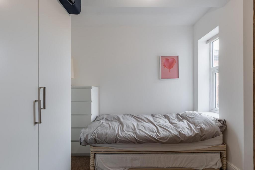 Bedrooms-2.jpg