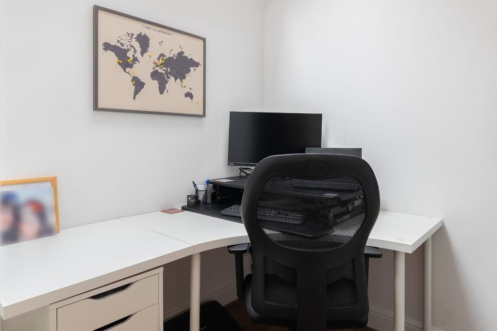 Office-1.jpg