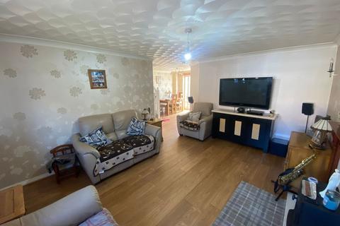 3 bedroom detached house for sale, 20 Cairnwell Road, Chadderton OL9 0NF