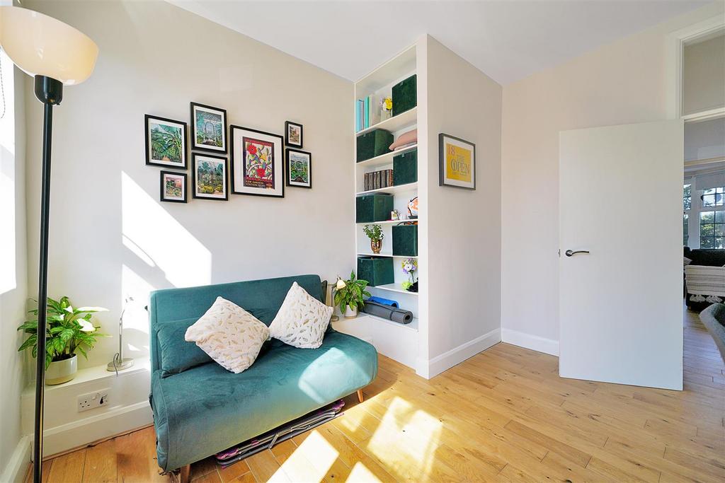 8 B Sidmouth Parade, Sidmouth Road - DJb KLH3b5tn KIW