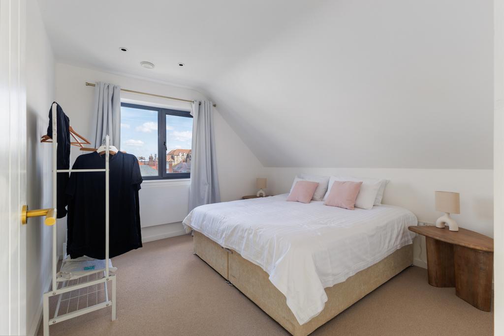 2nd Floor Bed