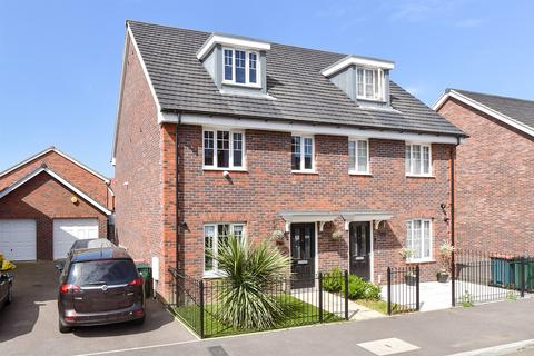 4 bedroom semi-detached house for sale, Forge Wood, Forge Wood, Crawley, West Sussex