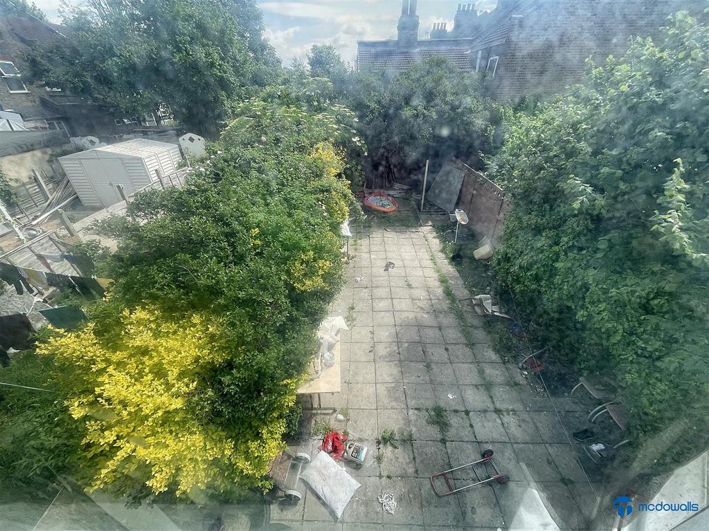 80 Barking Rd East Ham (150).jpg