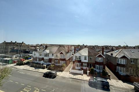 2 bedroom flat to rent, Devonshire Avenue, Southsea