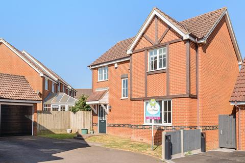 14 Bland Drive, Hawkinge, Folkestone, CT18 7PX